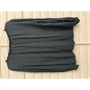 Good Threads green animal print blouse size Medium